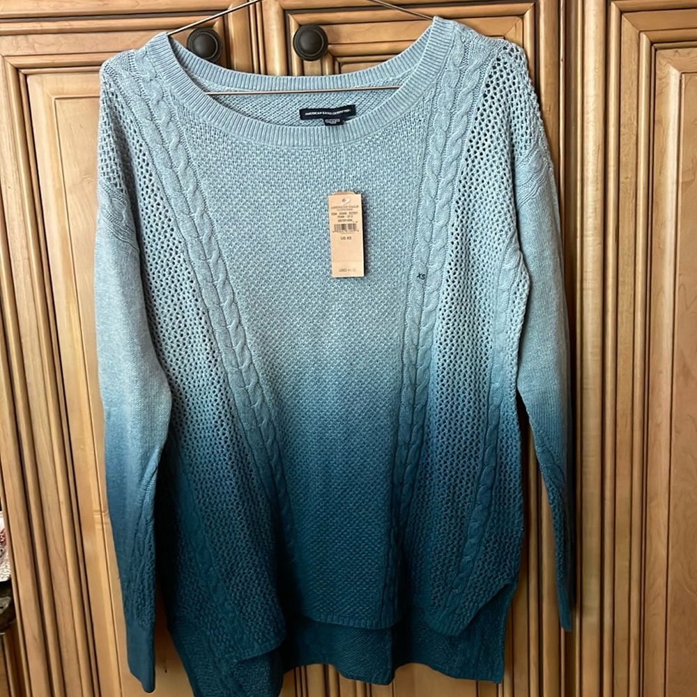 American Eagle ladies XS turquoise ombre sweater NWT